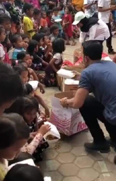 フィリピン貧困の子供・インドネシア津波に対しての支援金